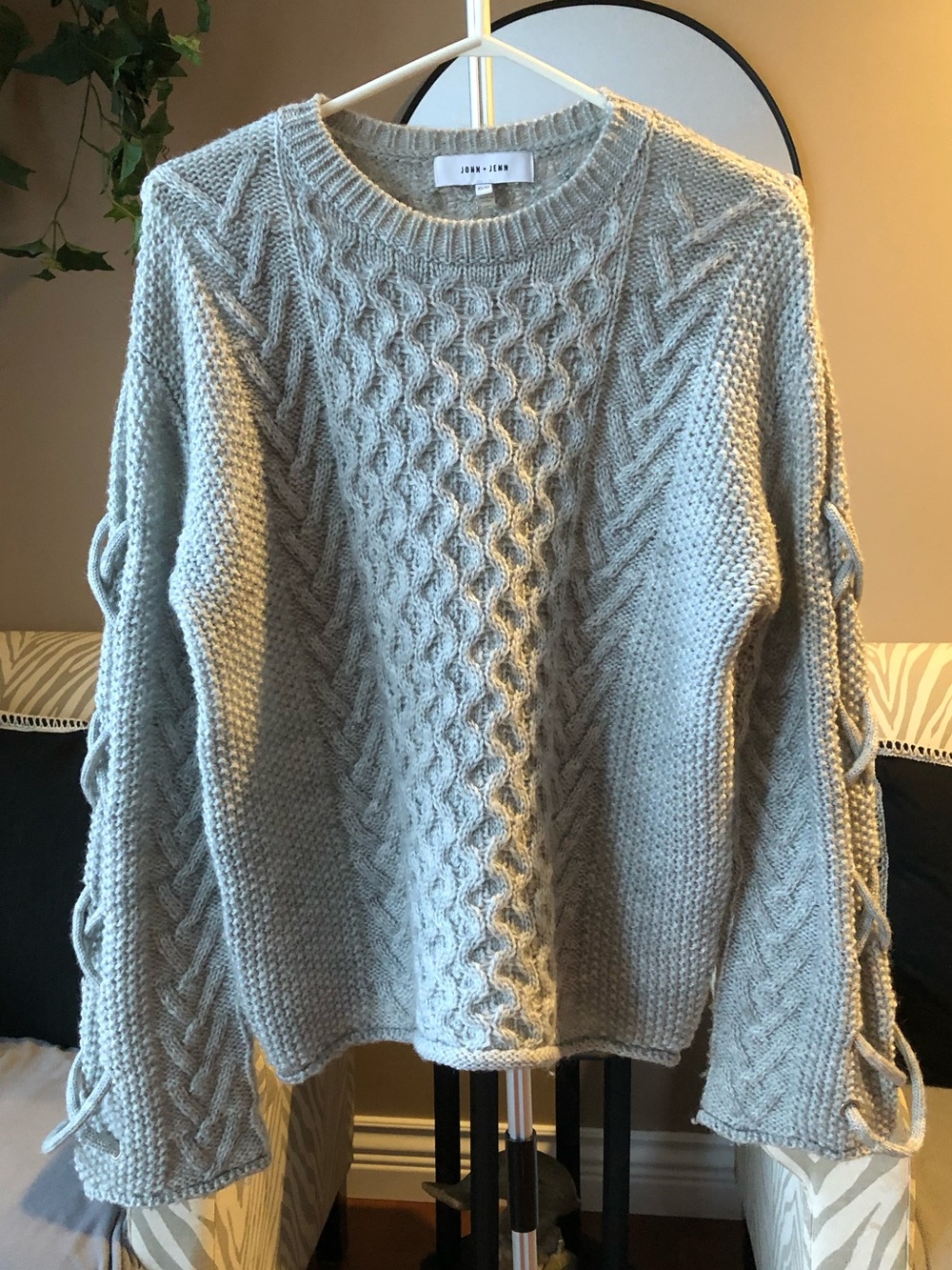 John + Jenn Light Gray Cable Lace-Up Sleeve Sweater